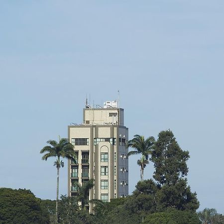 Serema Palace Hotel ลาวราส ภายนอก รูปภาพ