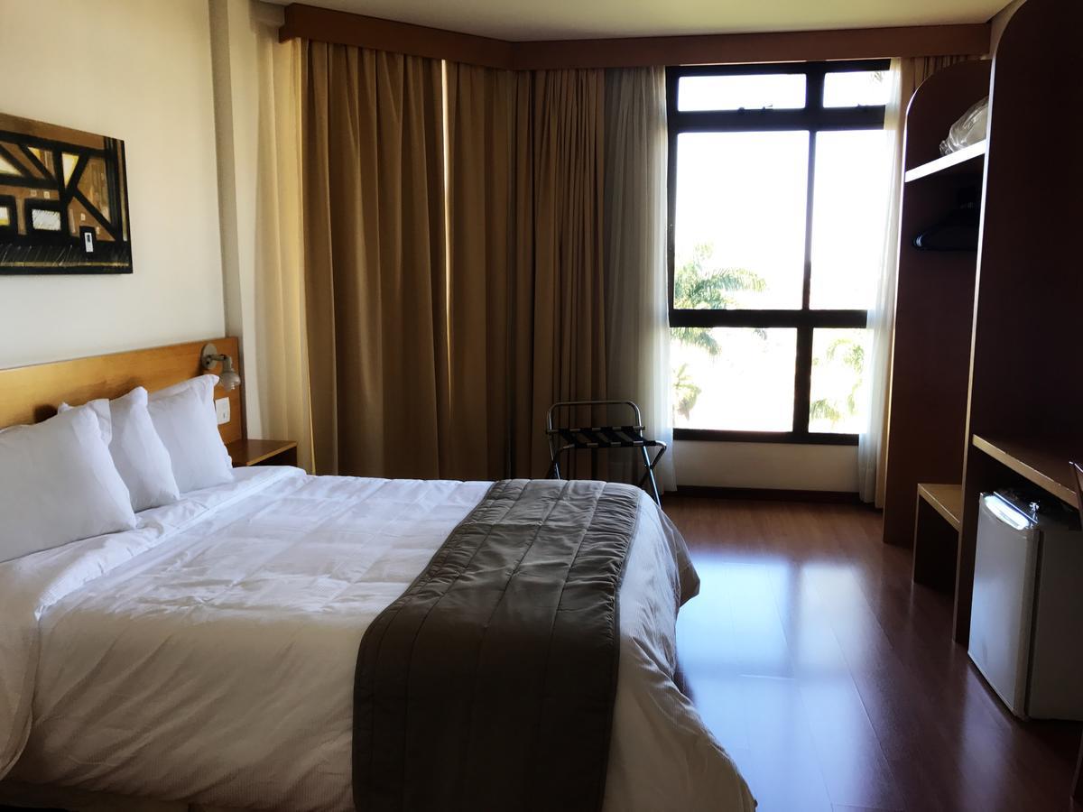 Serema Palace Hotel ลาวราส ภายนอก รูปภาพ